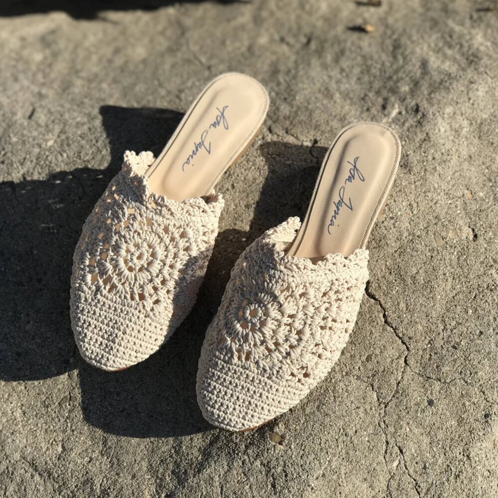 Isa‎ Tapia Isla Natural Macrame Mule Size 41